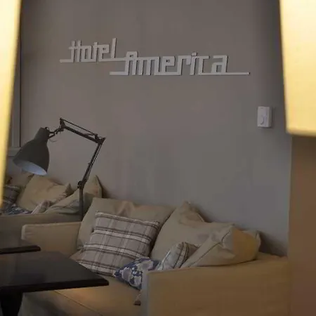 מלון America 4*