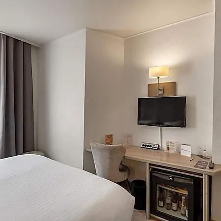 Hotel America