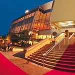 America 4* Cannes